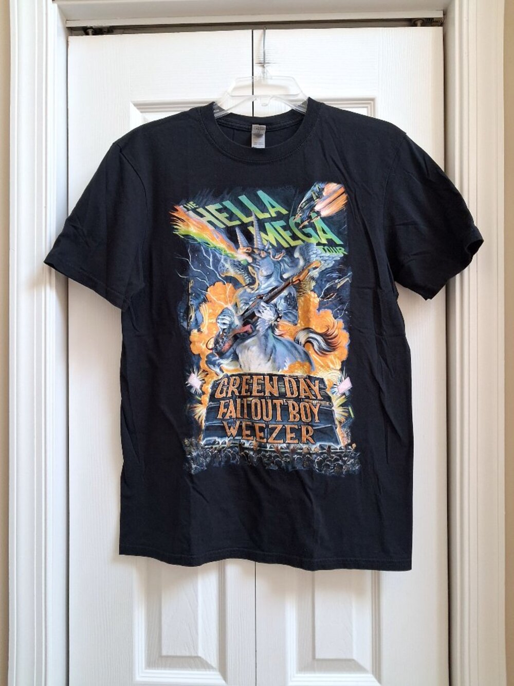 2021 HELLA MEGA TOUR (Green Day/Fallout Boy/Weezer) Black Concert T Shirt sz M